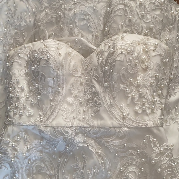 Off white Beaded Lace Wedding Dress - Picture 5 of 11